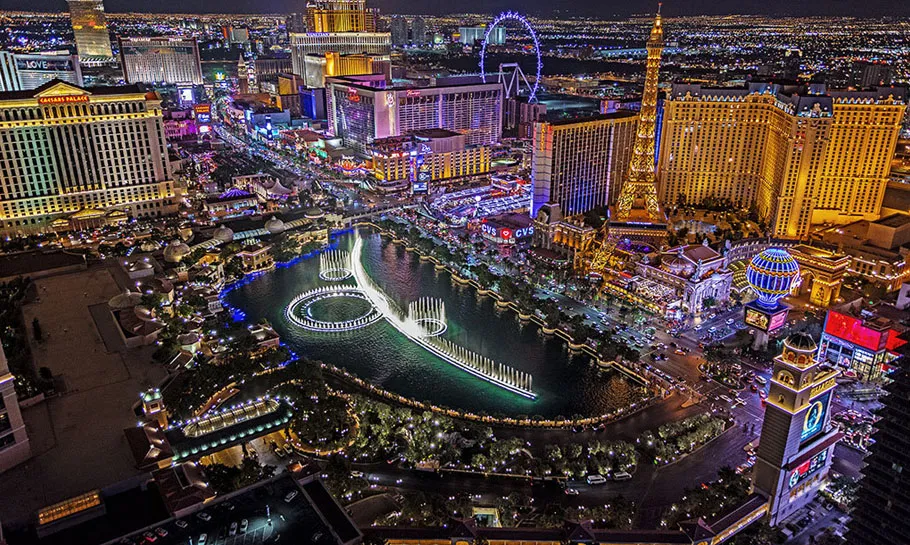 Kvinna efterlyst efter väpnat rån mot casino i Las Vegas